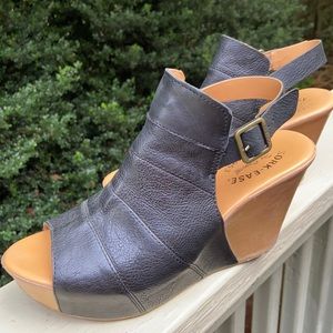 Kork-Ease black wedge shoes women’s size 9